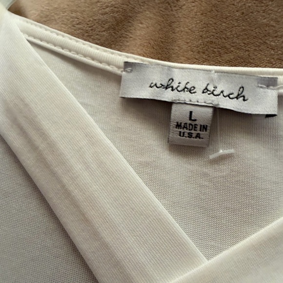 Anne Klein Black and White Striped Button-Down Shirt & White Tee Lot L - Picture 5 of 5